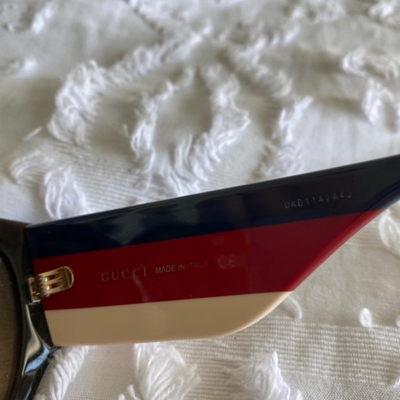 AUTHENTIC GUCCI Tortoise Shell Sunglasses